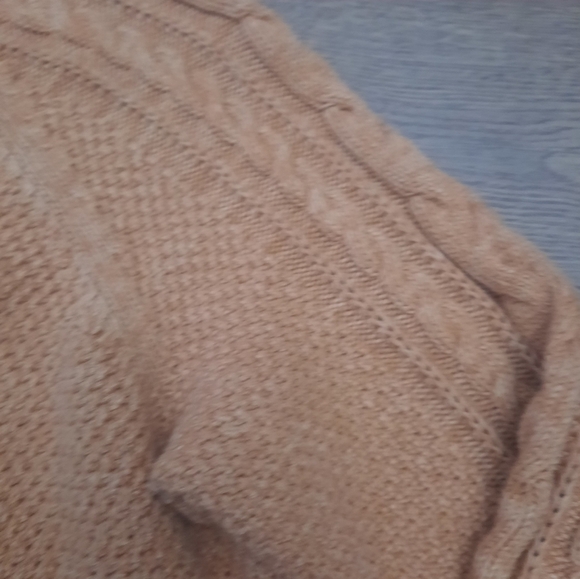 GAP Classic Cable Camel Heathered  Sweater - Picture 5 of 10